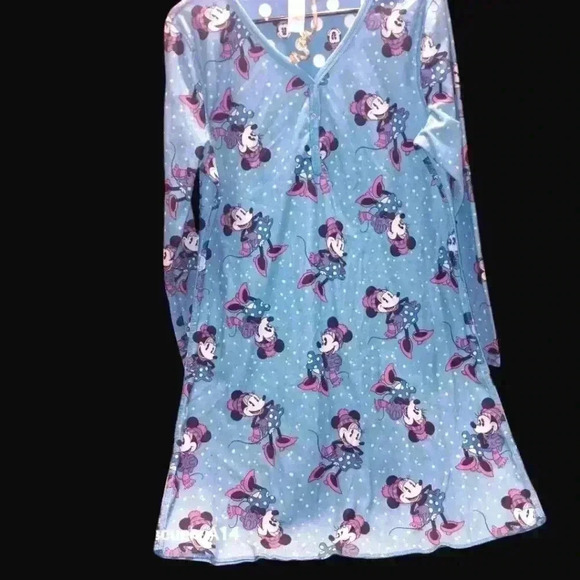 Women's Polyester Disney Minnie Mouse Sleepshirt Size L Snap Buttons Like New - Picture 2 of 11